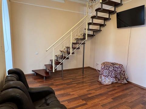 квартира за адресою Львів, Леоніда Глібова вул., 10