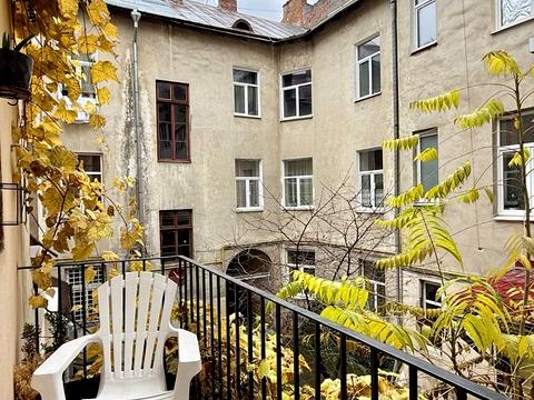 квартира по адресу Гетьмана Дорошенко ул. (Жовтневая), 56