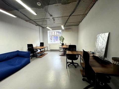 комерційна за адресою Ірининська вул., 5/24