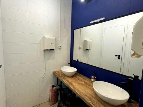 комерційна за адресою Ірининська вул., 5/24