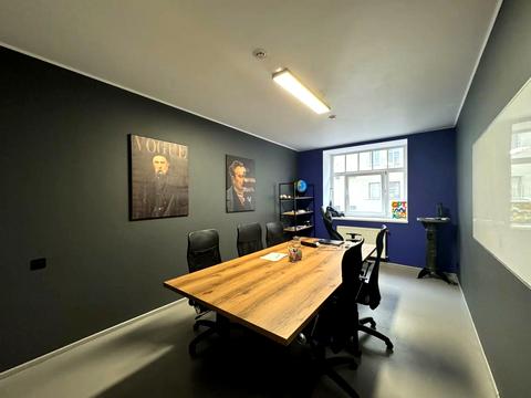 комерційна за адресою Ірининська вул., 5/24