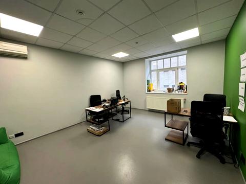 комерційна за адресою Ірининська вул., 5/24