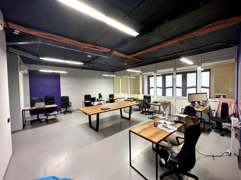 комерційна за адресою Ірининська вул., 5/24