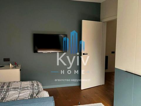 будинок за адресою Богатирська вул., 30-а