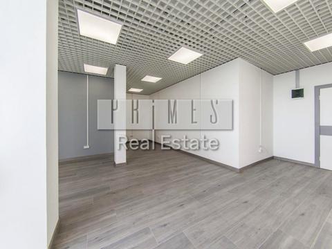 комерційна за адресою Саксаганського вул., 121