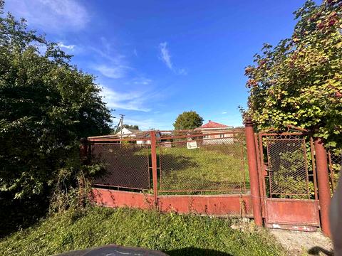 участок по адресу Південна, 12