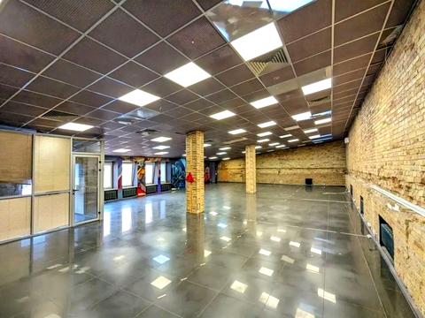 комерційна за адресою Верхній Вал вул., 24