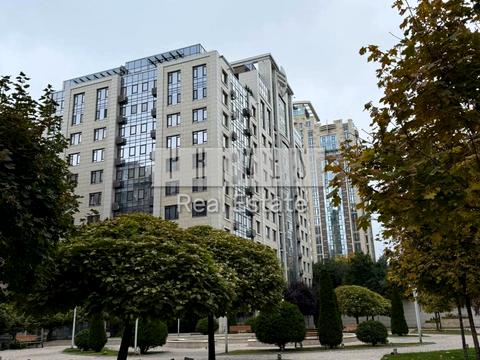 комерційна за адресою Саперне Поле вул., 5