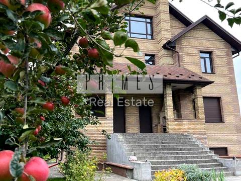 будинок за адресою Зарічна вул.