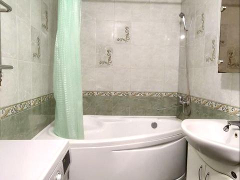 квартира по адресу Будівельників ул., 4