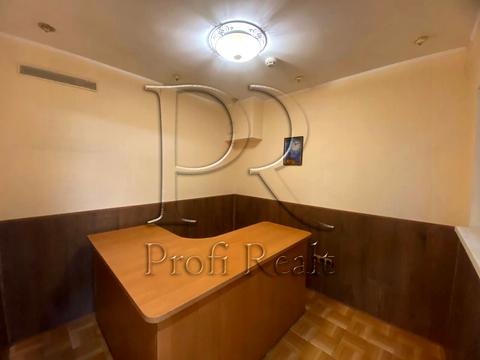 комерційна за адресою Почайнинська вул., 57/59