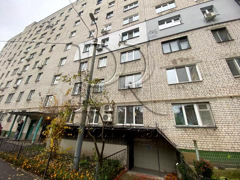 комерційна за адресою Почайнинська вул., 57/59