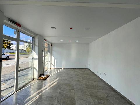 комерційна за адресою Марка Кропивницького вул. (Галана), 4