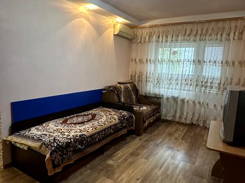 квартира за адресою Мирослава Скорика вул. (Казакевича), 5