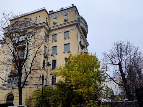 квартира за адресою Пилипа Орлика вул., 10