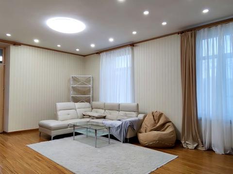 квартира за адресою Пилипа Орлика вул., 10