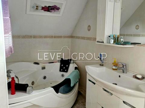 комерційна за адресою Перемоги, 7