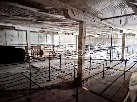 комерційна за адресою Перемоги, 7