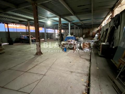 коммерческая по адресу Копилівська, 1