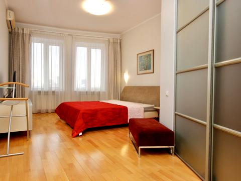 квартира за адресою Дмитрівська вул., 13-А