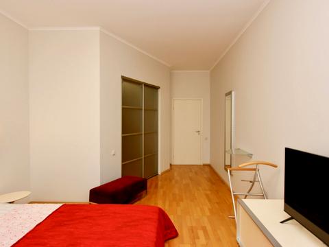 квартира за адресою Дмитрівська вул., 13-А