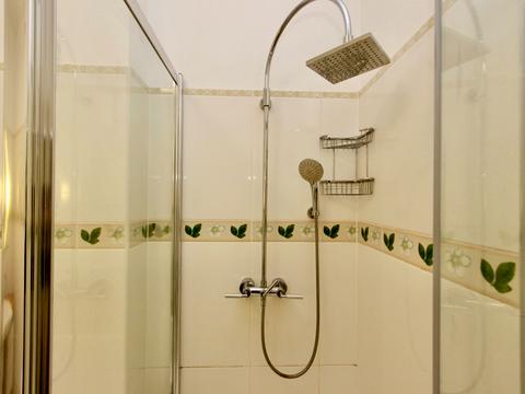 квартира за адресою Дмитрівська вул., 13-А