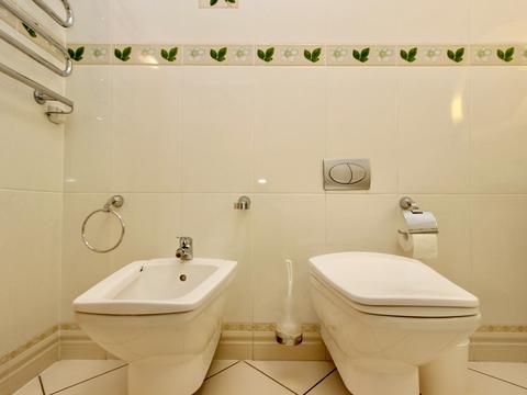 квартира за адресою Дмитрівська вул., 13-А