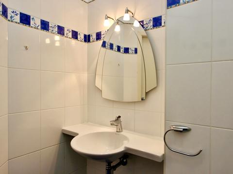 квартира за адресою Дмитрівська вул., 13-А