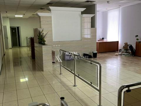 коммерческая по адресу Василия Тютюнника ул. (Анрі Барбюса), 37/1