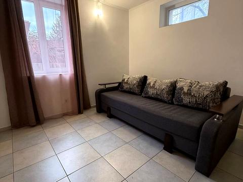 квартира за адресою 4-й Скнилівський пров., 12а