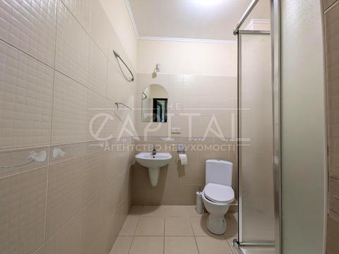 комерційна за адресою Володимира Івасюка просп. (Героїв Сталінграду), 4