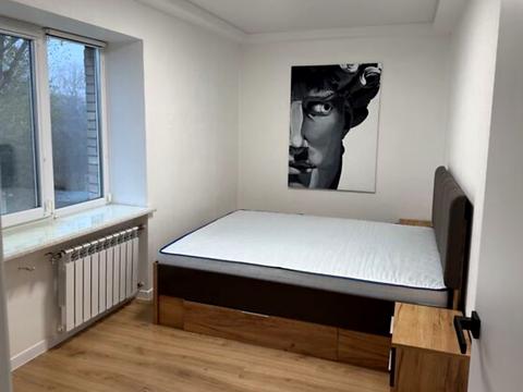 квартира по адресу Квартальна ул. (Гладкова), 17