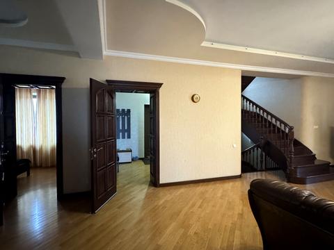 будинок за адресою Академічна вул., 10