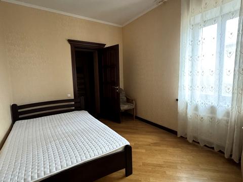 будинок за адресою Академічна вул., 10