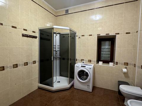 будинок за адресою Академічна вул., 10