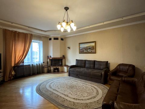 будинок за адресою Академічна вул., 10