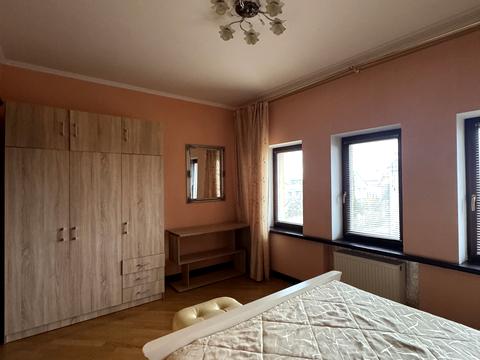 будинок за адресою Академічна вул., 10