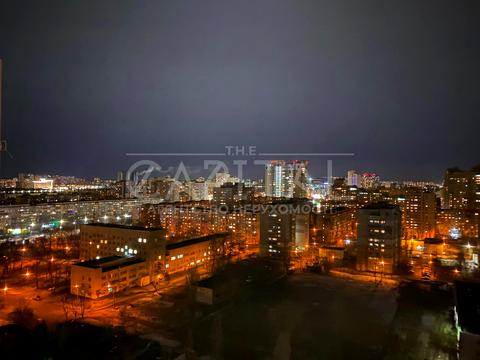 квартира за адресою Андрія Аболмасова вул. (Панельна), 7