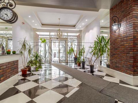 комерційна за адресою Січових Стрільців вул. (Артема), 84-А