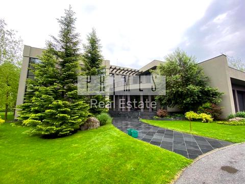 будинок за адресою Вишнева