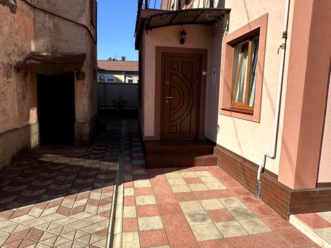 дом по адресу Киевская ул.