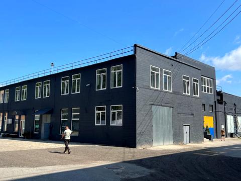 комерційна за адресою Куренівська вул., 5