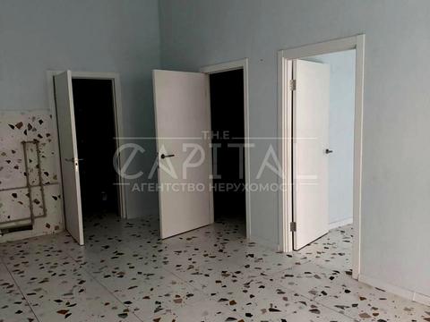 комерційна за адресою Михайла Максимовича вул. (Онуфрія Трутенка), 24