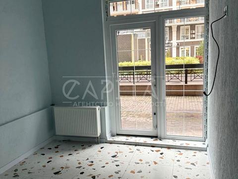 комерційна за адресою Михайла Максимовича вул. (Онуфрія Трутенка), 24