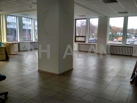 комерційна за адресою Митрополита Василя Липківського вул. (Урицького), 45