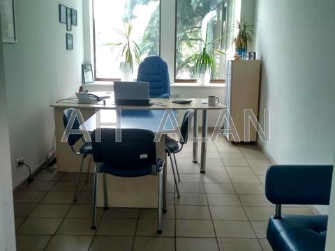 комерційна за адресою Митрополита Василя Липківського вул. (Урицького), 45