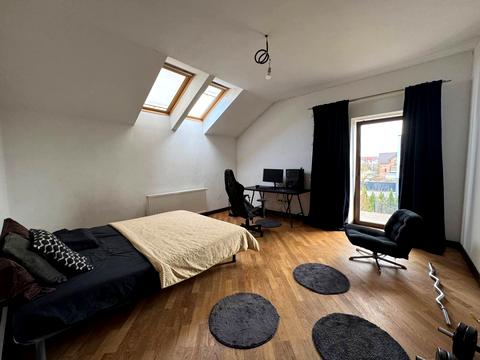 дом по адресу Потічкова