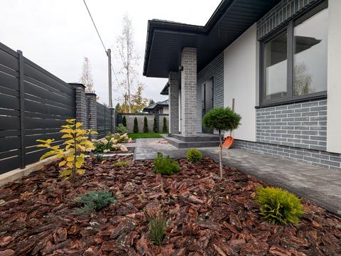 будинок за адресою Бориса Лятошинського вул. (1 Травня), 19