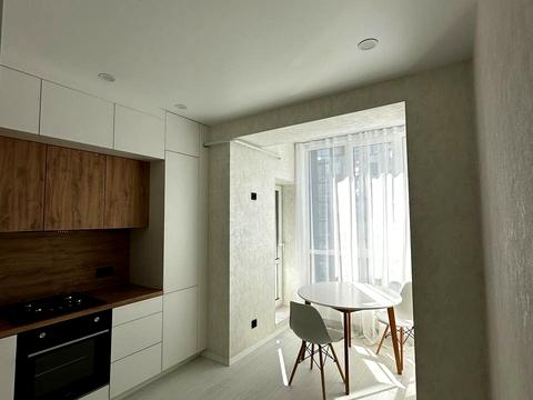 квартира по адресу Героев Небесной Сотни просп., 16/28