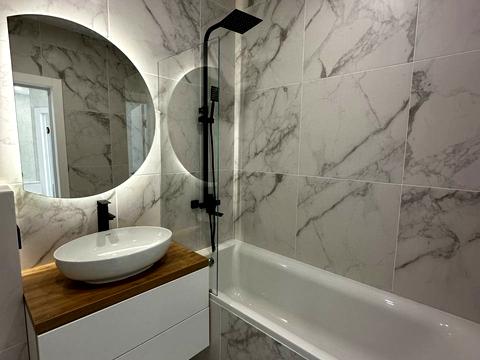 квартира по адресу Героев Небесной Сотни просп., 16/28